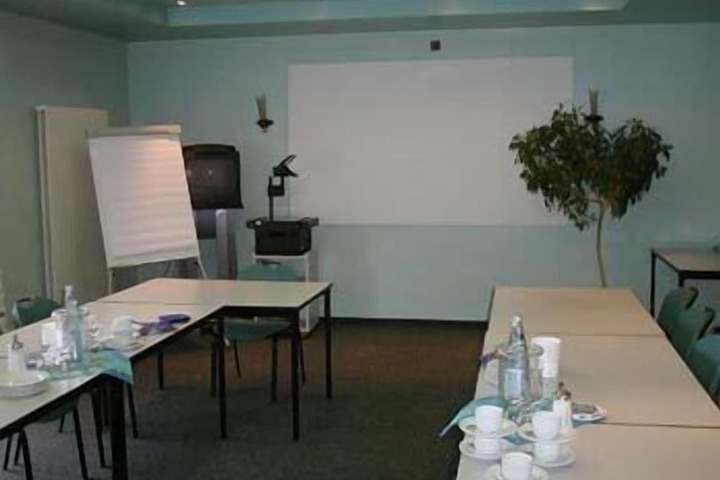 Meeting 26 of 33