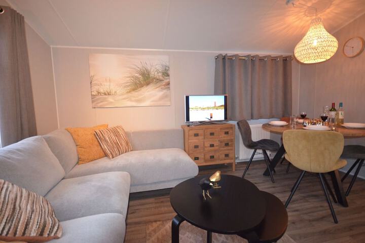 Room 8 of 42