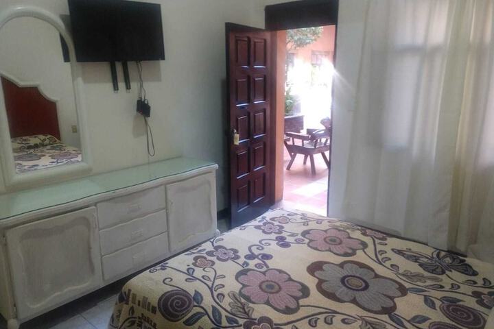 Room 10 of 23