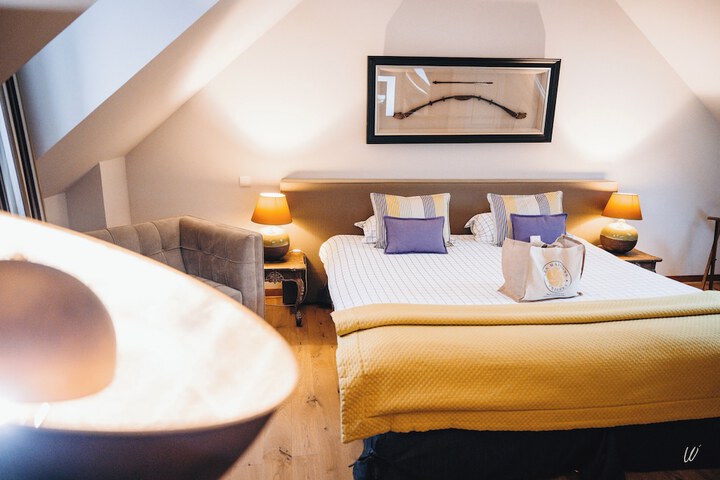 Room 8 of 38