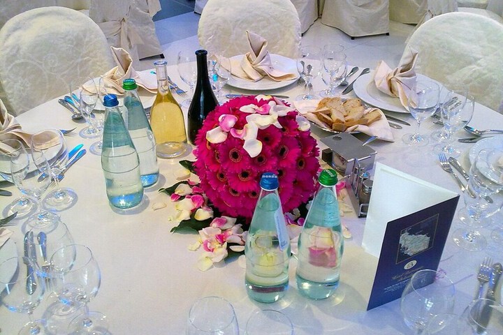 Dining 7 of 30