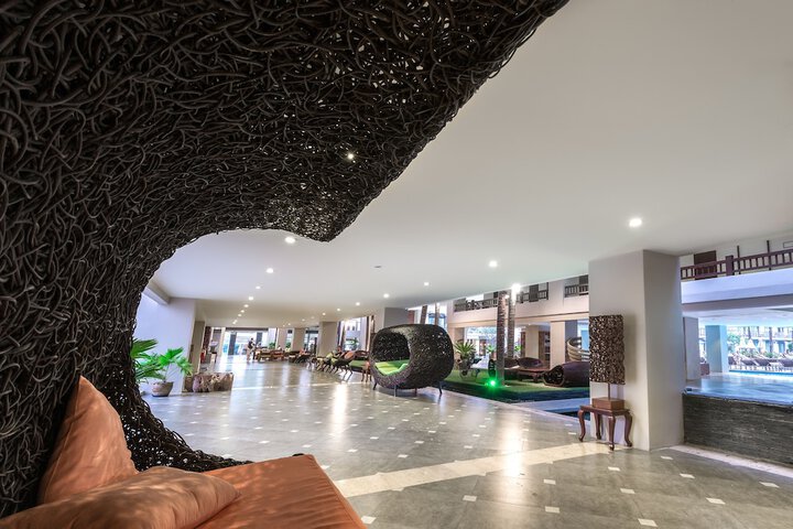 Hotel Interior 7 of 101