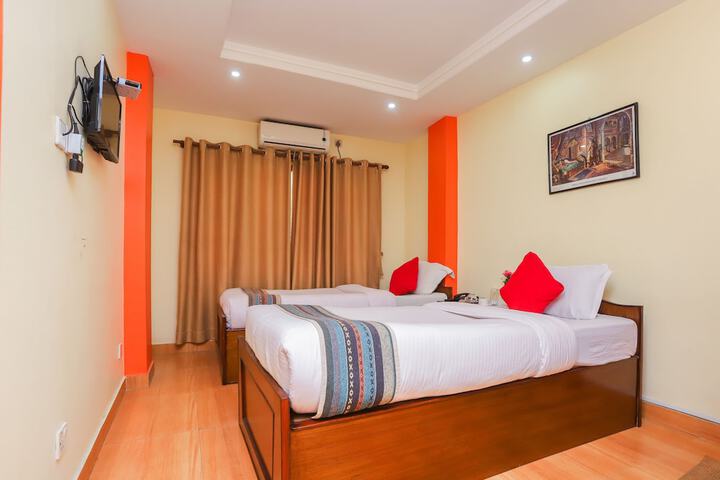 Room 14 of 40