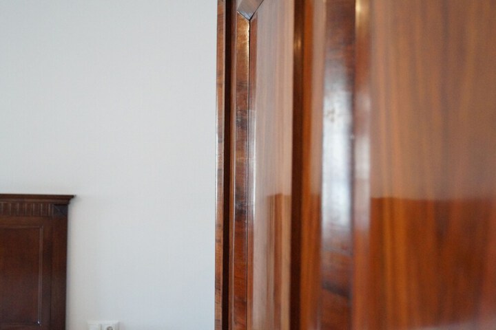 Room 6 of 45