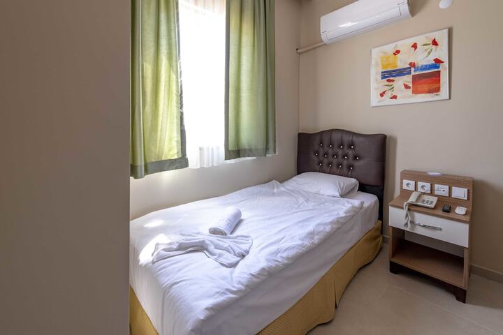 Room 8 of 45