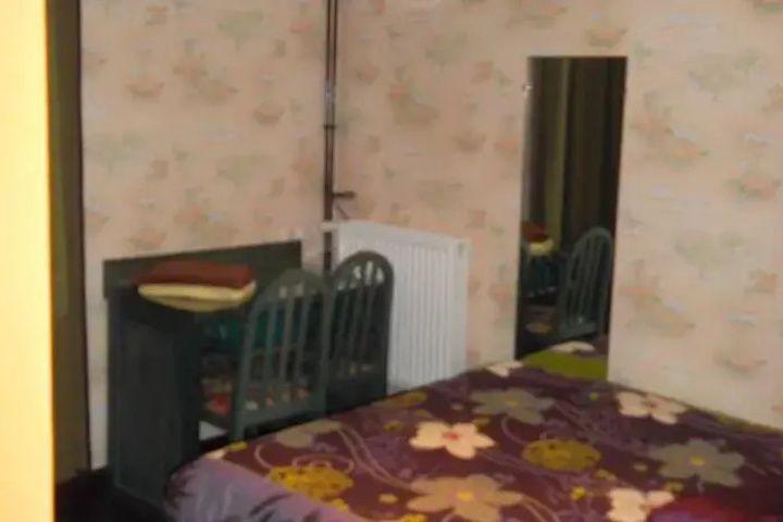 Room 3 of 10