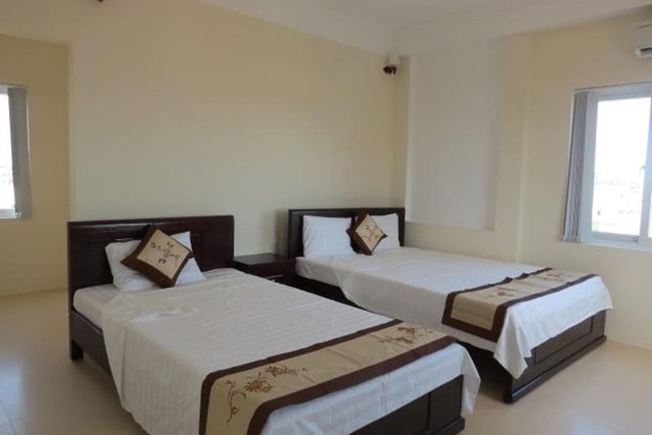 Room 5 of 39