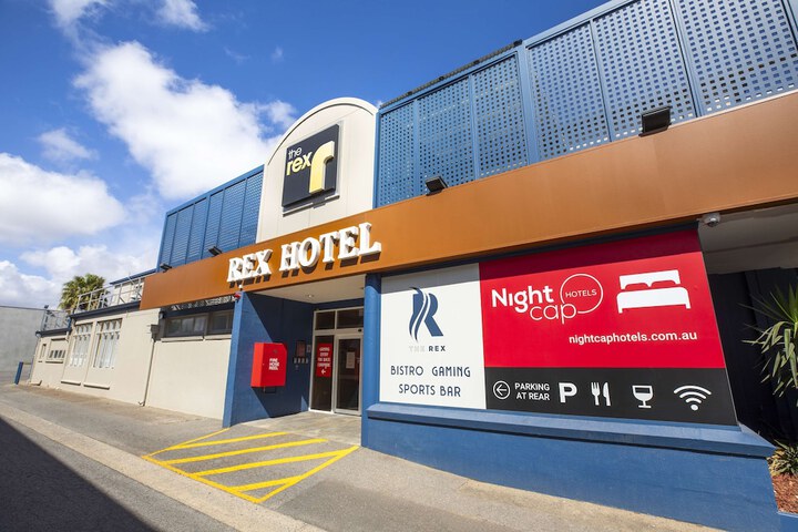 Hotel 84 of 90