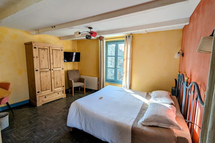 Room 14 of 43