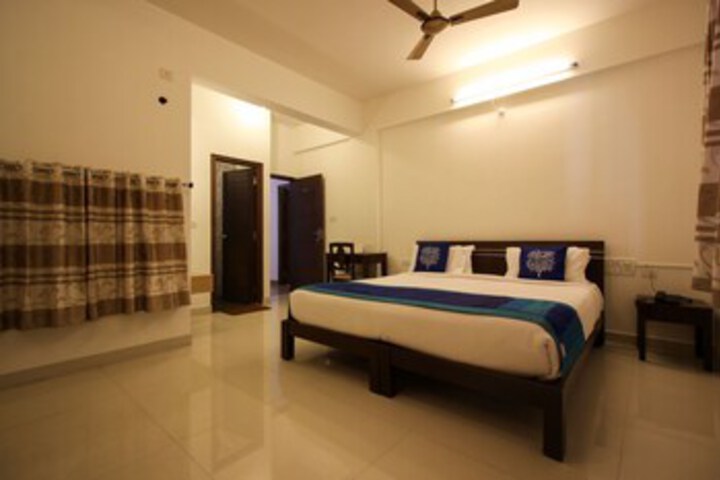 Room 26 of 32