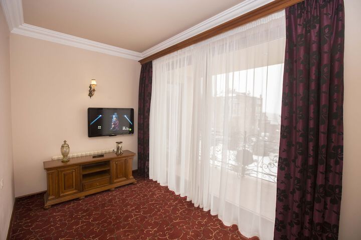 Room 20 of 141