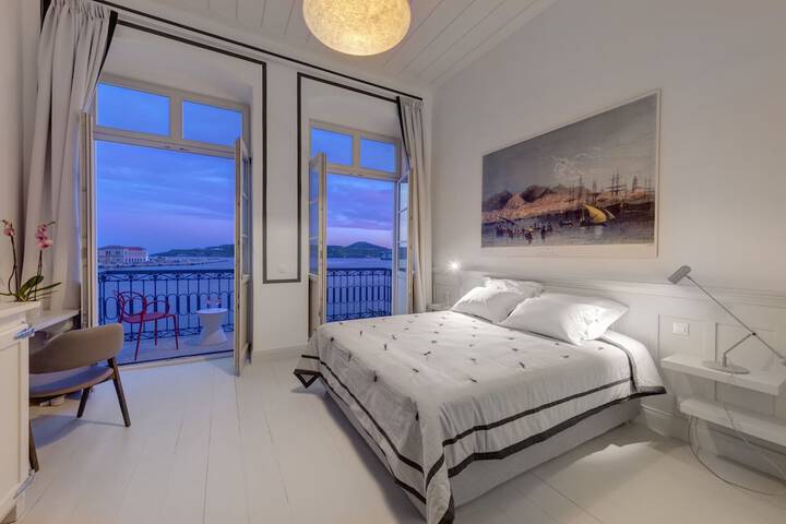 Room 21 of 64