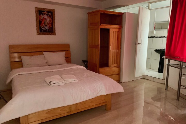 Room 14 of 50