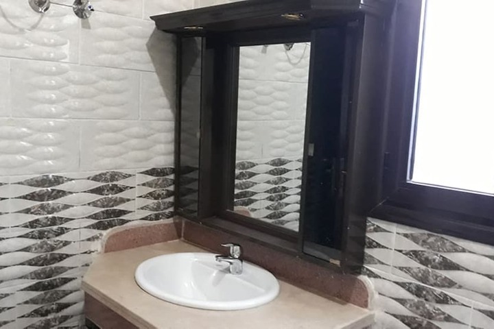 Room 54 of 83