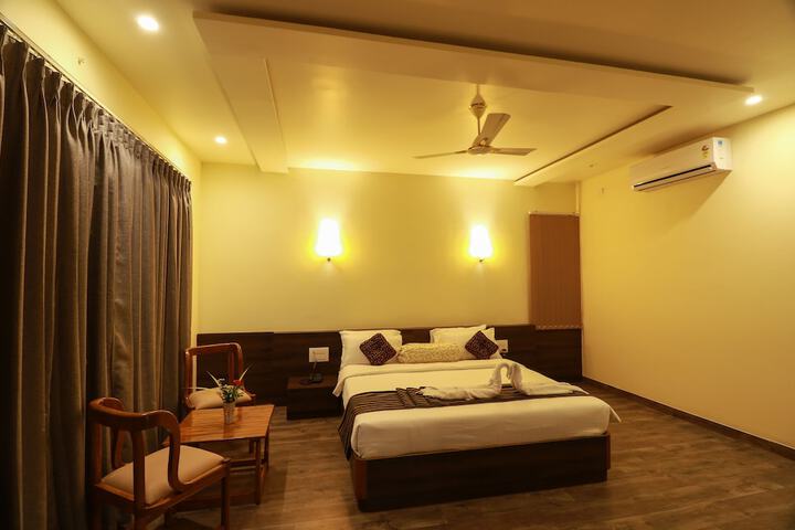 Room 5 of 21