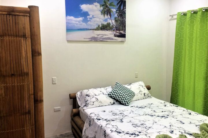 Room 2 of 23