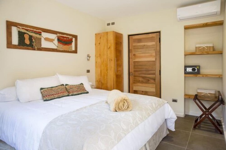 Room 10 of 54