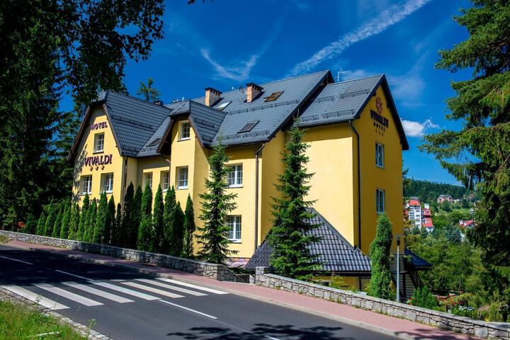 Hotel 56 of 58