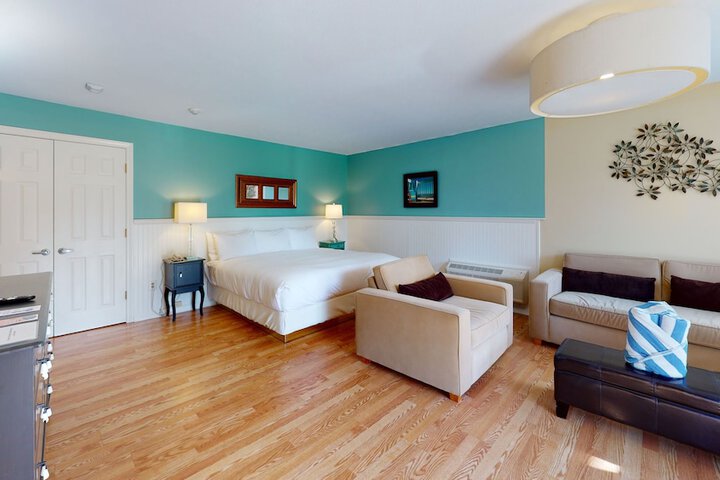 Room 41 of 85