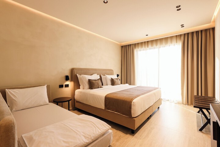 Room 14 of 63
