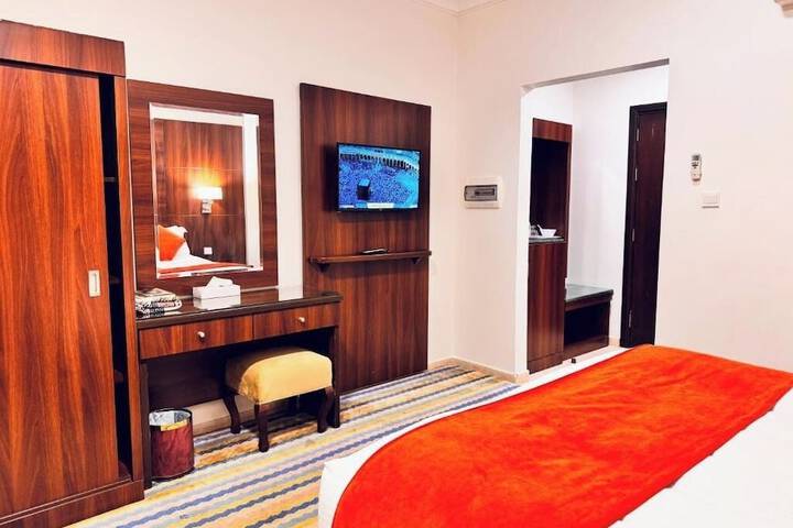 Room 15 of 23