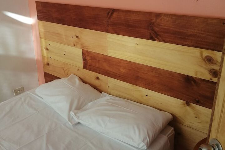 Room 8 of 29