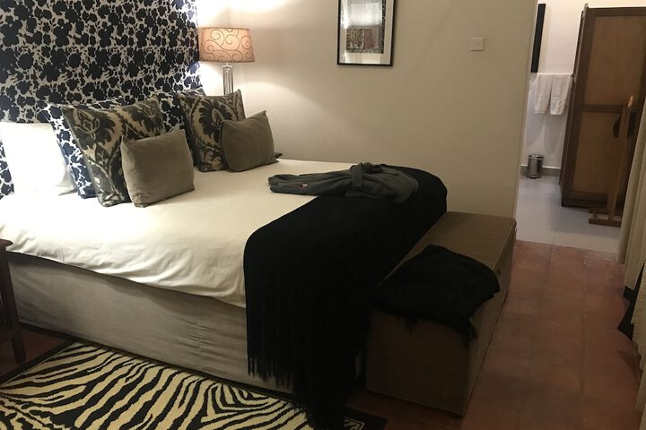 Room 9 of 72