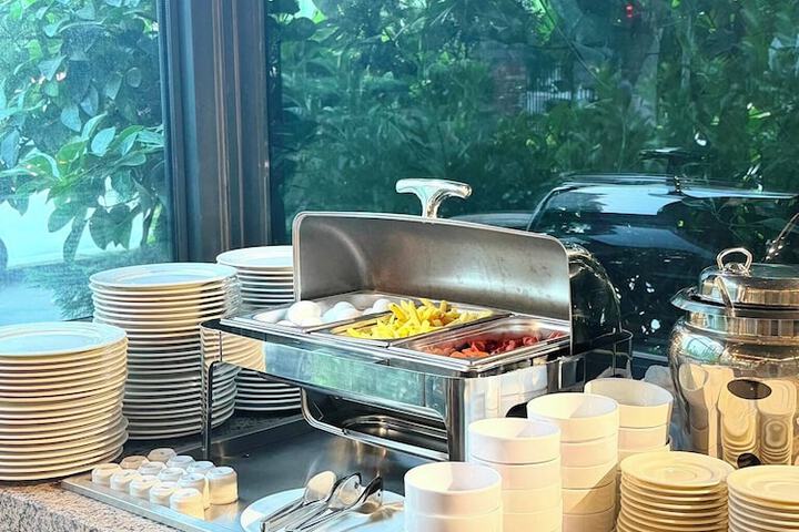 Dining 71 of 91