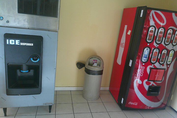 Vending machine