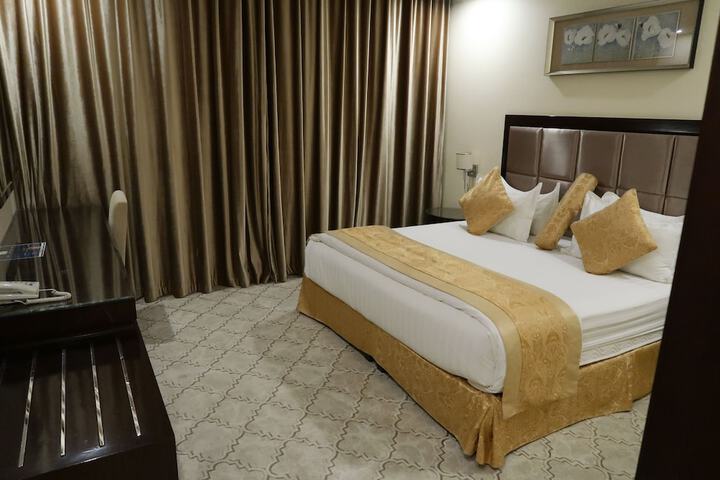Room 20 of 61