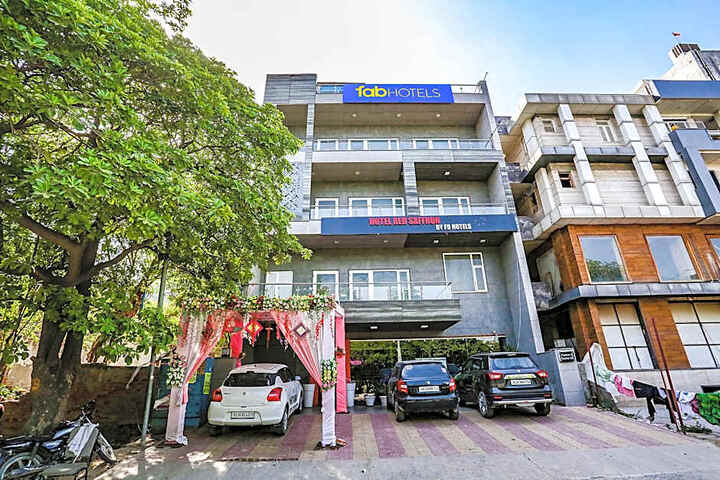 FabHotel a One Rohini Sector 23