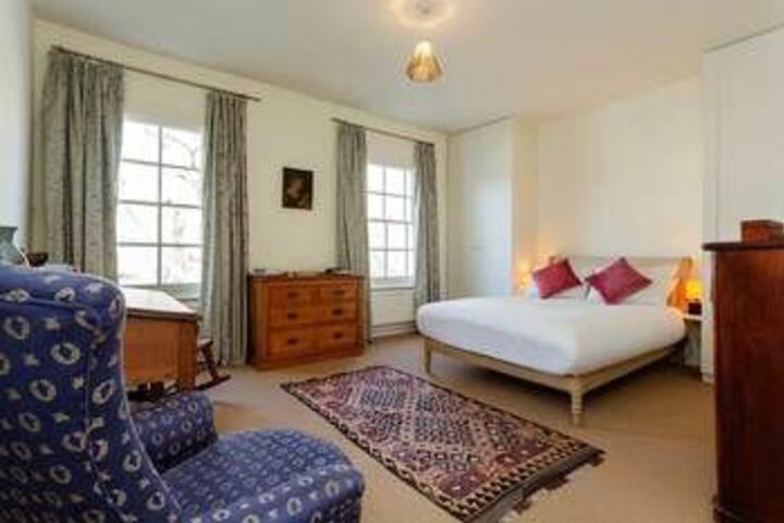 Room 11 of 26