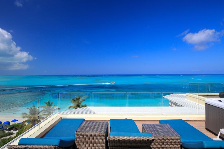 Sundeck 190 of 209
