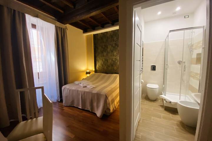 Room 6 of 11