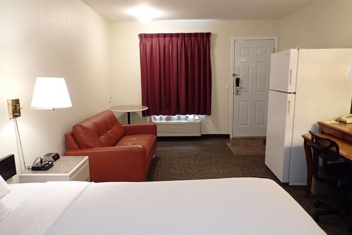Room 11 of 29