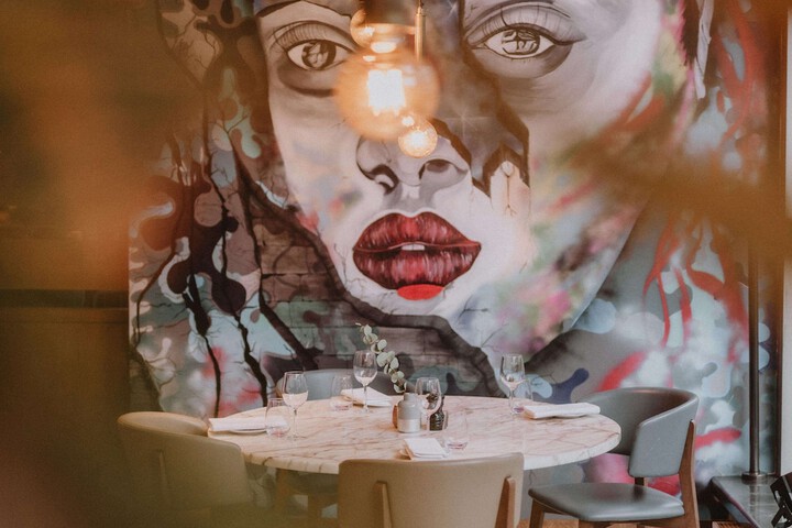 Dining 42 of 87