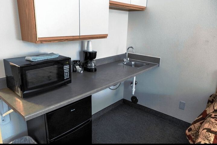 Room 2 of 6