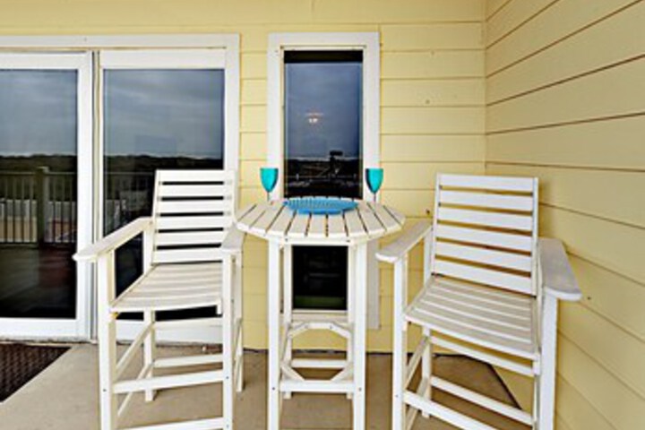 Terrace/Patio 63 of 65