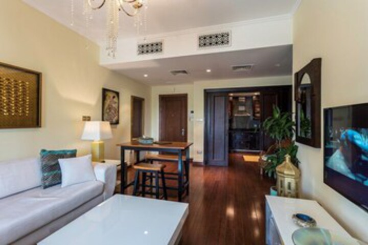 Room 11 of 21
