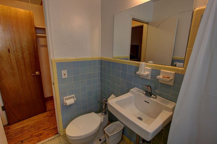 1 Double Bed (11 of 14)