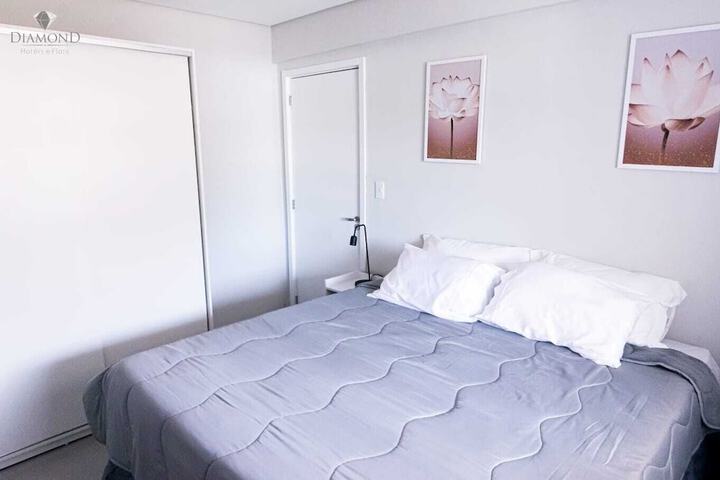 Room 4 of 14