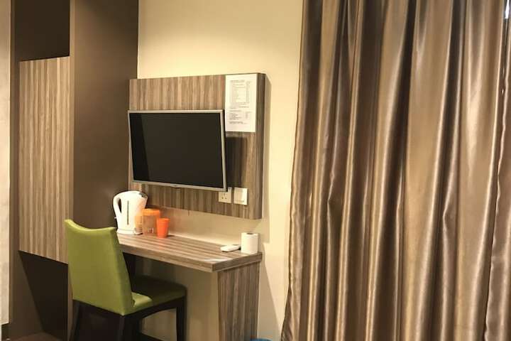 Room 11 of 45