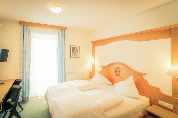 Room 42 of 113