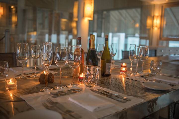 Dining 265 of 307