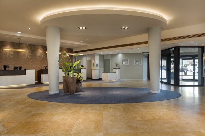 Hotel Interior 9 of 118