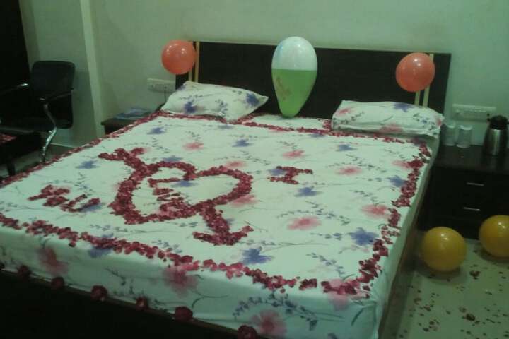 Room 4 of 19