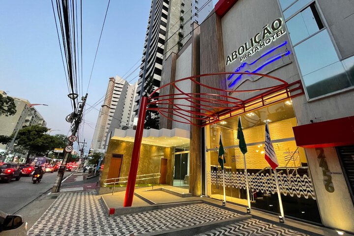 Abolição Praia Hotel