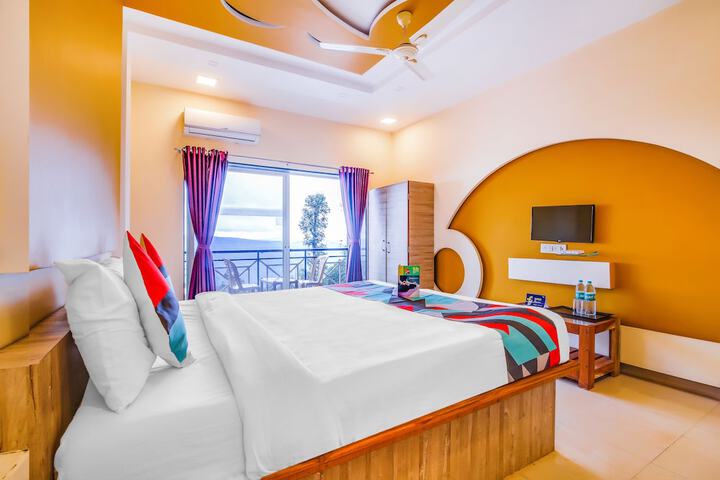 Room 16 of 19