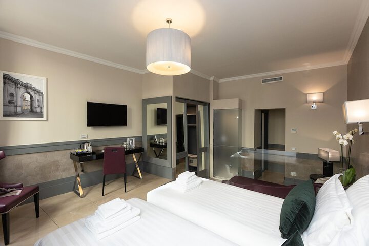 Room 36 of 222