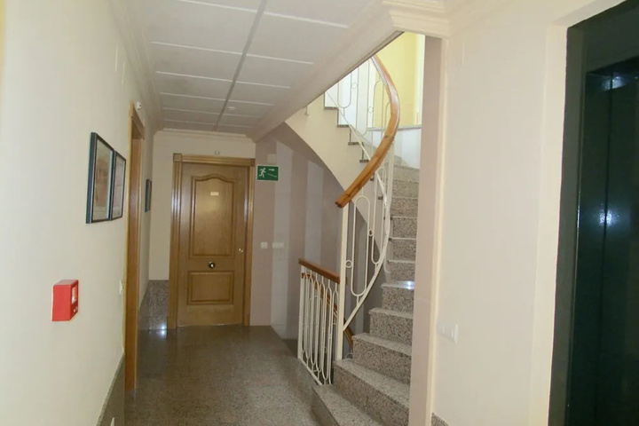 Room 14 of 30
